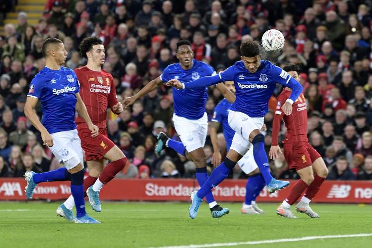 魔改与套壳泛滥时，天龙手游为武侠迷守护一方纯净江湖