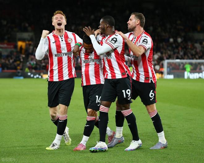 伊劳拉：塞门约将会出战热刺，这有可能是他的告别战